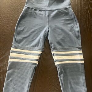 Bombshell Sportswear Slate and Cream Leggings